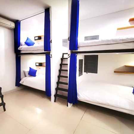 Hostel Cornerstone Bali Coworking Canggu Pokoj fotografie